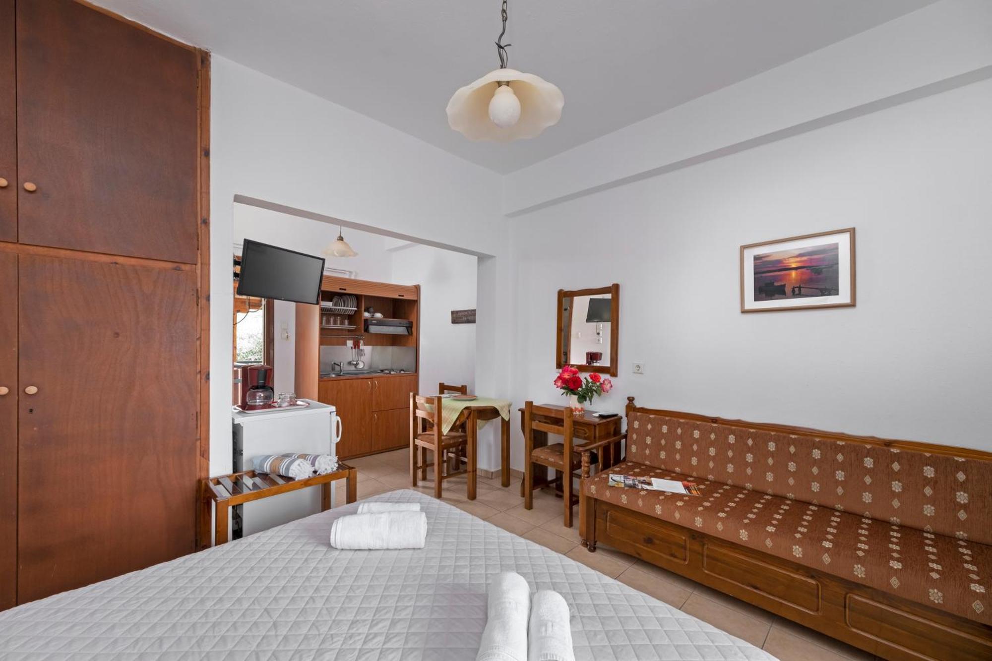 Vergonis Apartment Koropi