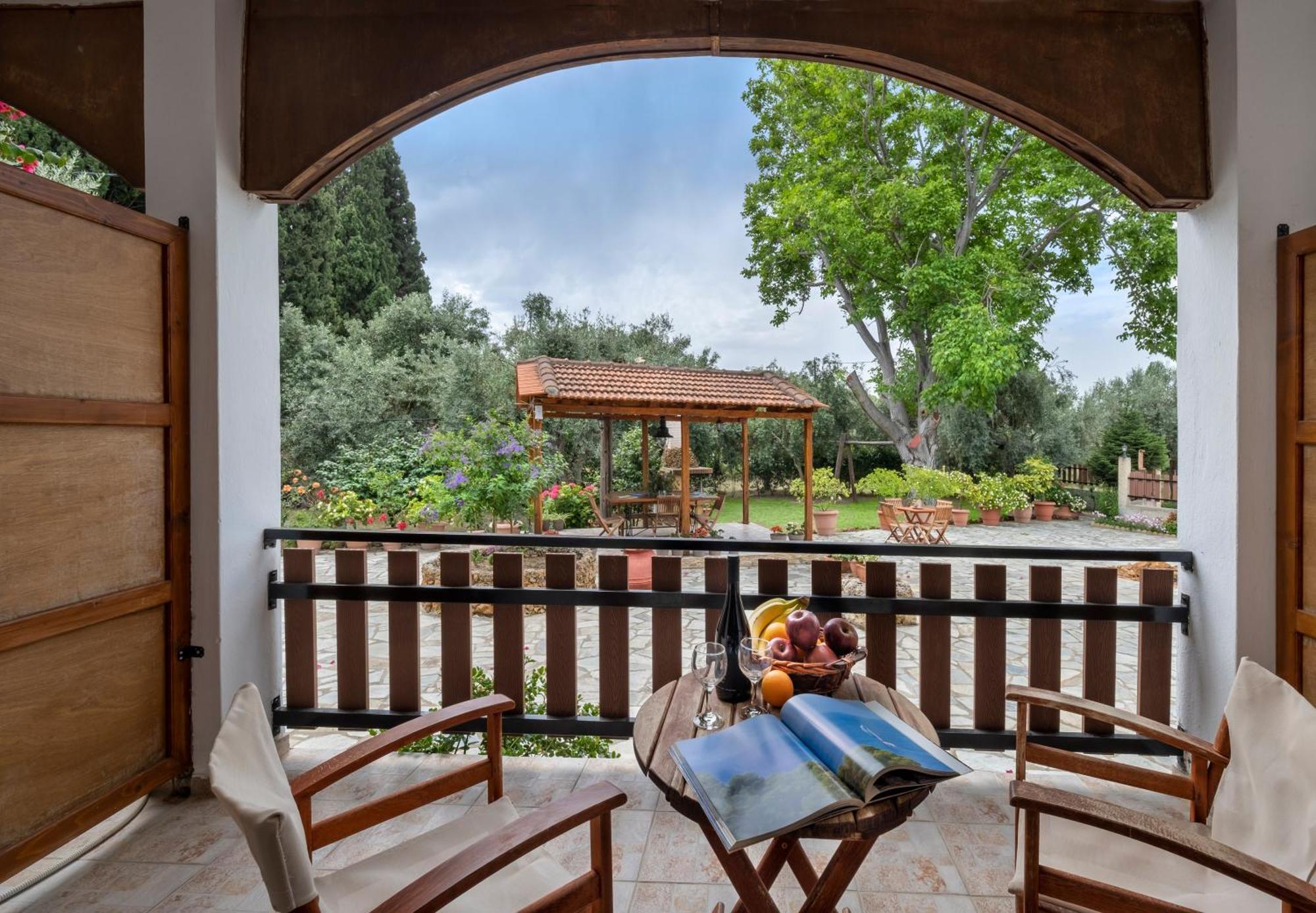 Appartement Vergonis Koropi